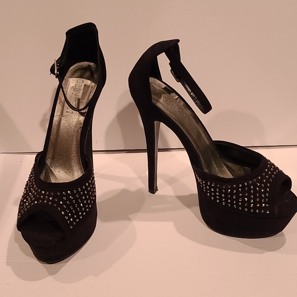 Forever 21 studded heals